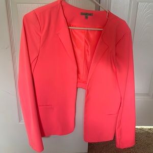 Crop back hot pink blazer